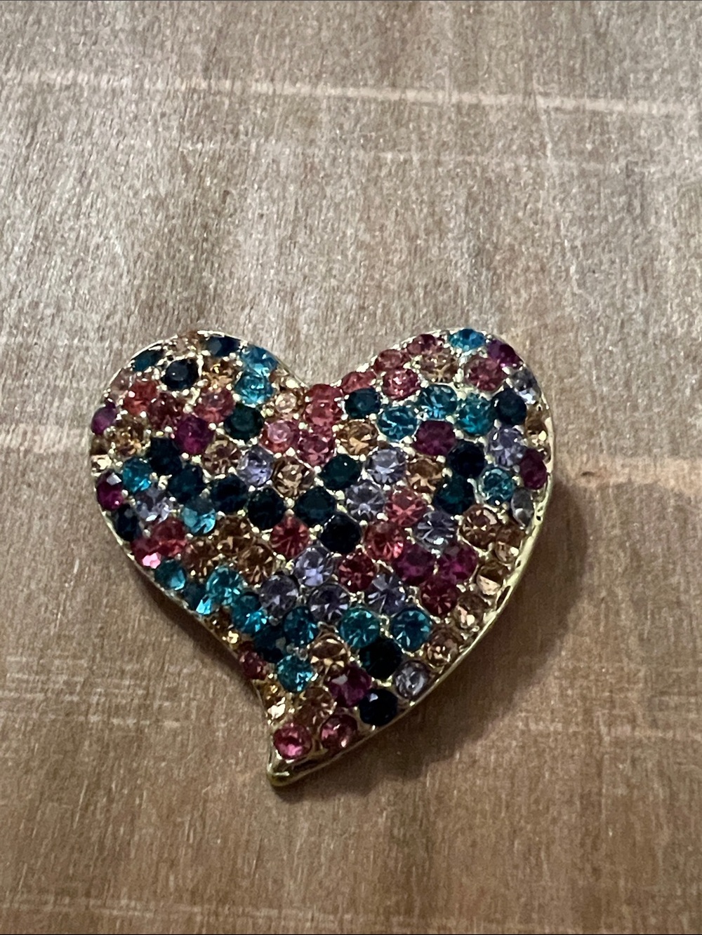 3/$18 Gold Heart Brooch with Multicolor Crystals Lot 471